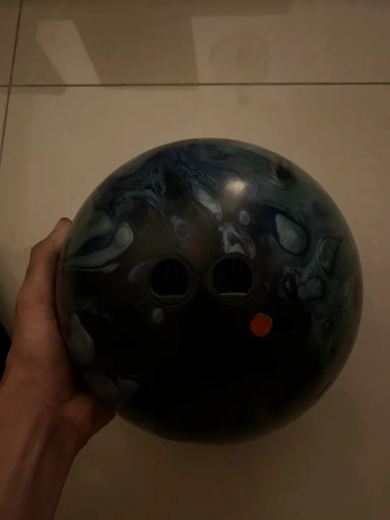 Venom by MOTIV – 15-Pound Bowling Ball63247759232130113