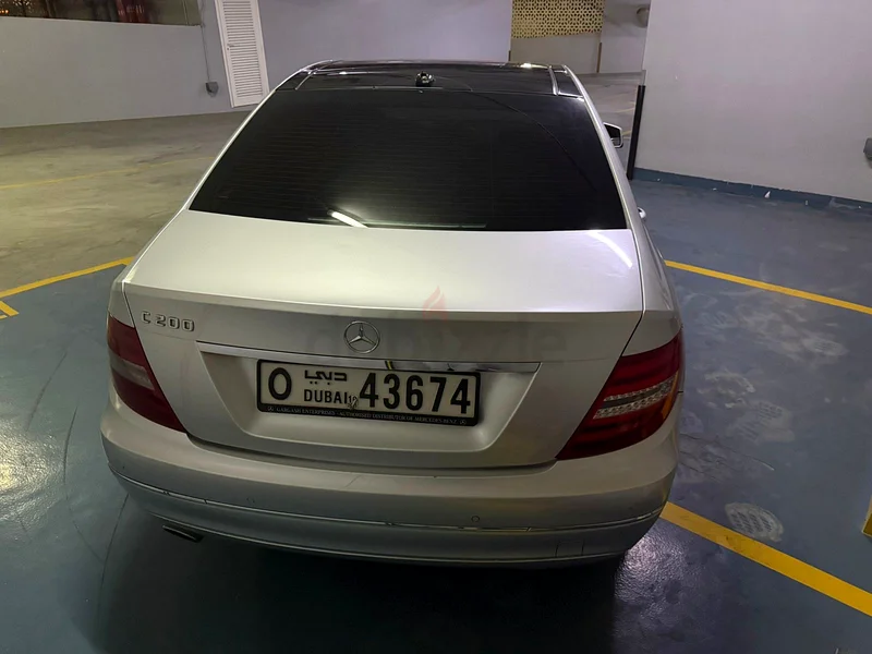 Mercedes C200 -2013 - GCC- 221,000 kilometres-AED 27,00063230652646531113