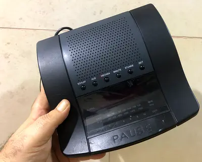 Vintage Digital Clock Radio - A Timeless Classic!