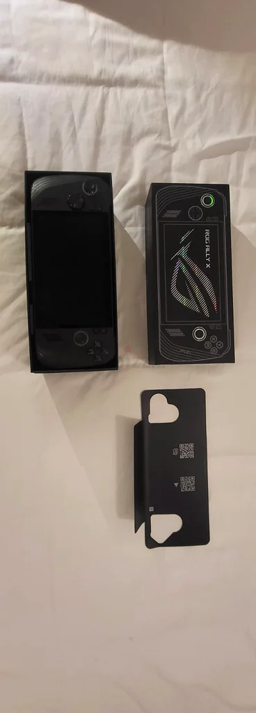 Asus Rog Ally x - Latest model 202563256596146050111