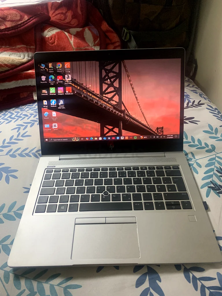Laptop63167116971907112