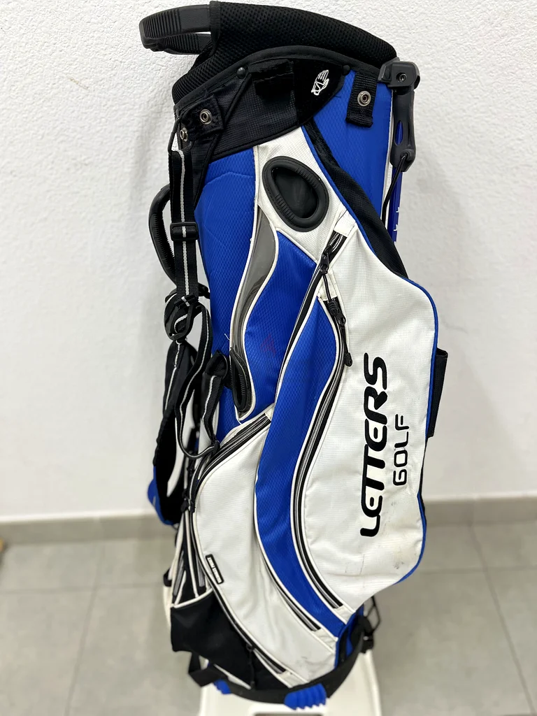 Elevate Your Game with a Premium Golf Stand Bag!63246243851139112