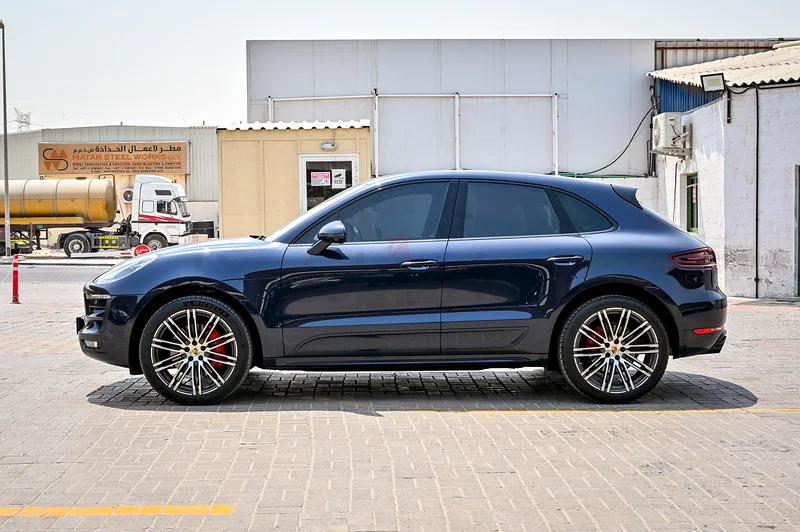 AED 1592/month | 2017 Porsche Macan GTS | GCC Specs | Ref#34176963169917295747114