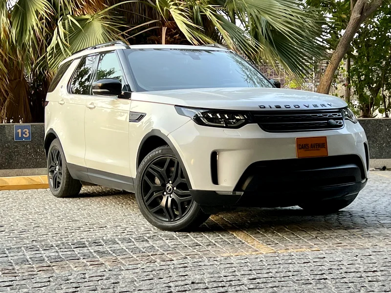 Land Rover Discovery | One year warranty | Own this car for just 1,437/Month63159712206082111