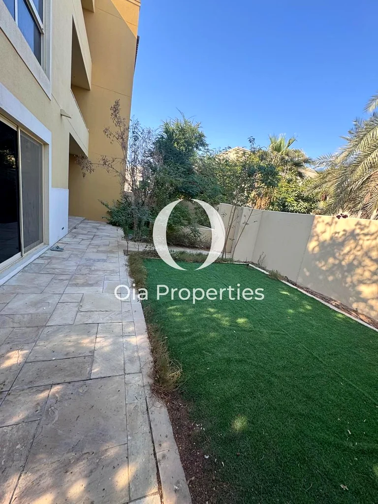Spacious 4BR TH | Peaceful Community | Full Facilities63249238347650112