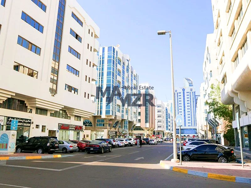 مبنى للبيع | دخل جيد | موقع ممتاز63185714389890114