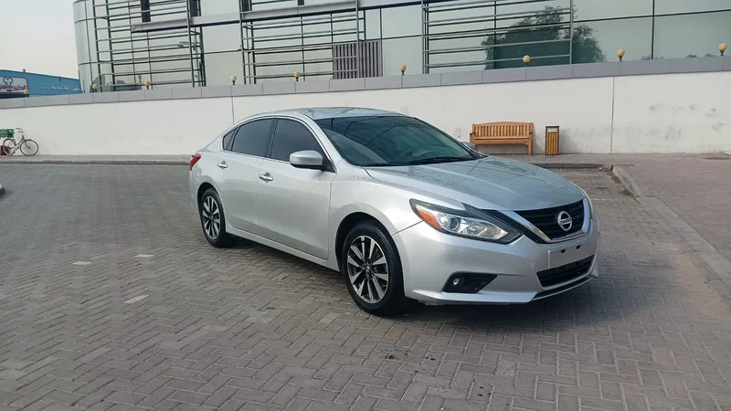 نيسان ألتيما 2017، 2.5SV، مواصفات خليجية، سيدة تقود63147206929539111