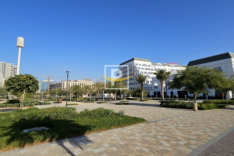 فرصة استثمارية ممتازة في قطعة أرض سكنية بمنطقة أرجان63183718061185113