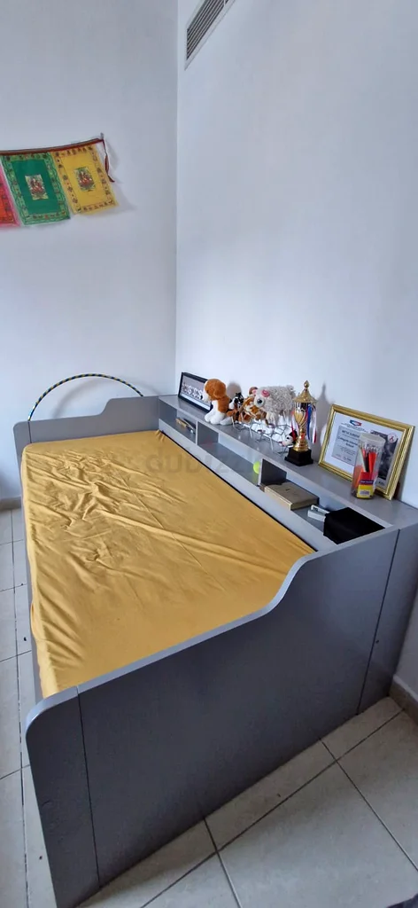Stylish and convertible Versatile single Bed for children63217815402499112