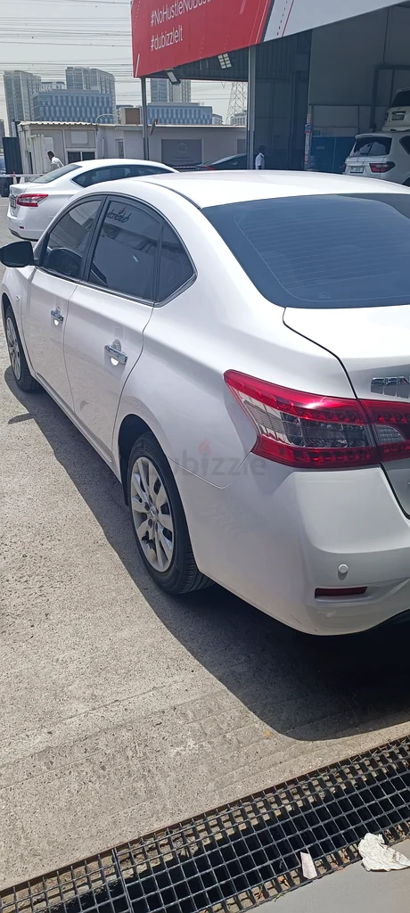 نيسان سنترا للبيع - بحالة ممتازة63170389882754112