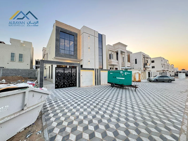 For sale, a classic villa, with personal finishing, freehold, for all nationalities63892020578945111