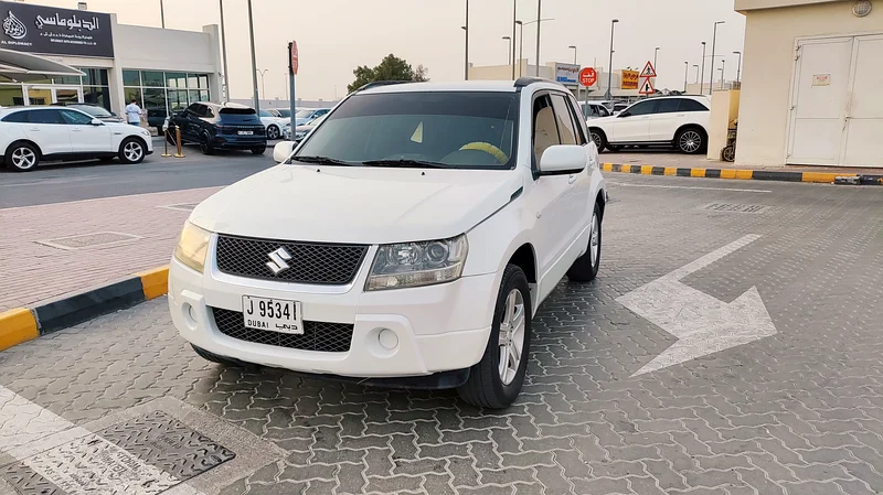 SUZUKI VITARA 2011 GCC SPACE FULL OPTION VERY CLEAN CAR GOOD CONDITION63139218771329112
