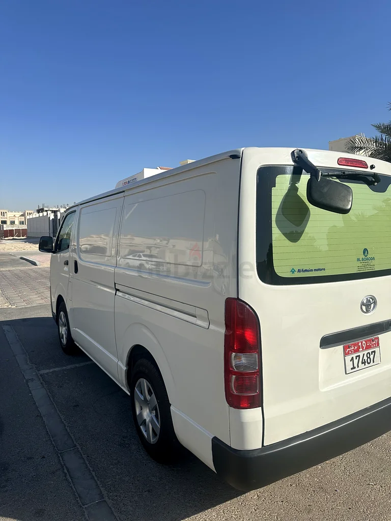TOYOTA HAICE WITH FRIDGE AND HEATER VAN 202363148169151489113