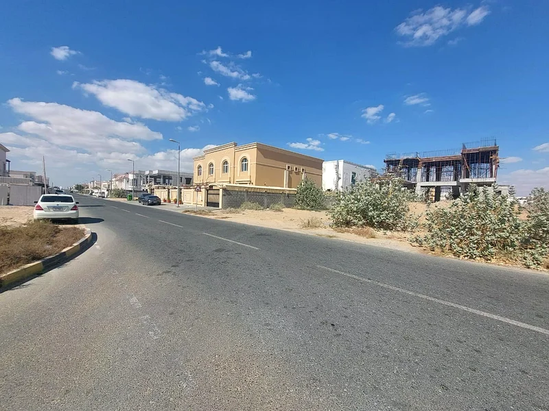 For sale a plot of land in Sharjah, Al Hoshi area63196617331458111