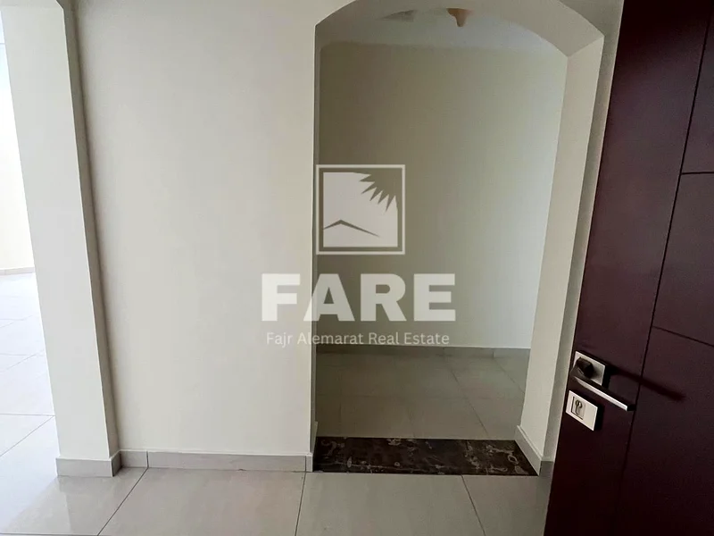 بنتهاوس فاخر للبيع في برج الأسَس، الخان، الشارقة 4 غرف نوم مع مسبح مع 2 موقف سيارات63202669037826111