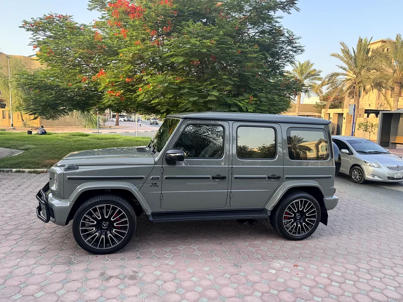 ضمان وخدمة Gargash لشركة GCC لمدة 5 سنوات وعقد خدمة 2025 مرسيدس G63 AMG مانوفاكتور حزمة الليل المزدوجة63176168424322112