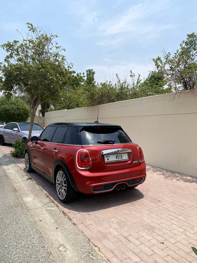 Mini Cooper S 2015 | Full Service History | Original Paint | No Accidents | First Owner63139218916098112