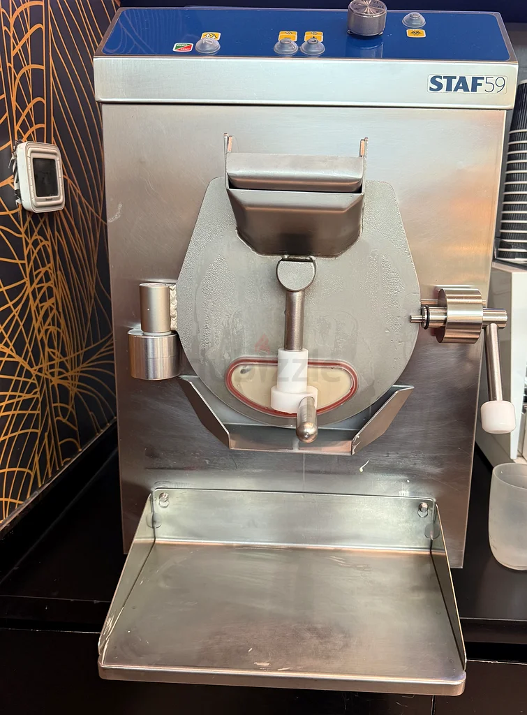 High-Quality Gelato Ice Cream Maker.63259706592515114