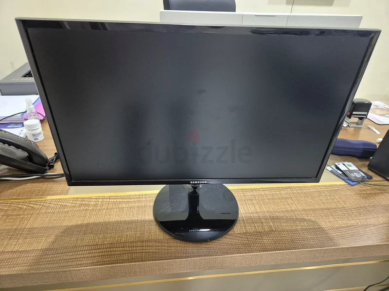 شاشة سامسونج بحجم 32 بوصة من نوع LED للبيع!63259174655106110