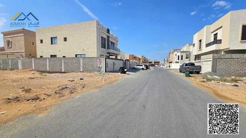 زاوية شارعين على الشارع الرئيسي، ملكية تامة لجميع الجنسيات، قريبة من جميع الخدمات63183232947587113
