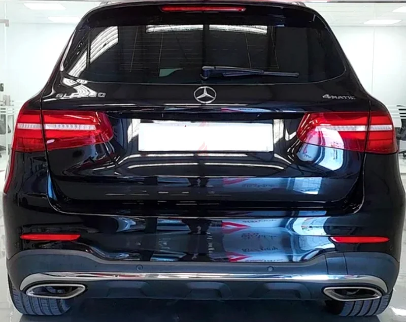 Mercedes-Benz GLC GLC 250 4MATIC (AMG-line) in Perfect Condition63164314453763111