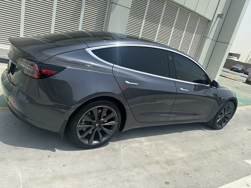Tesla Model 363175258867201113