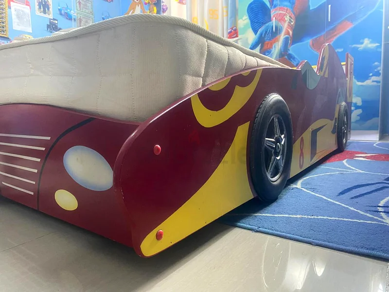 A unique bed for sale63187231532675114