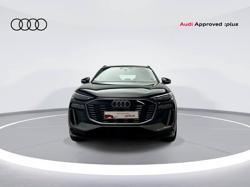 Q6 SUV e-tron quattro 387hp (Ref# 012607)63225312133378113