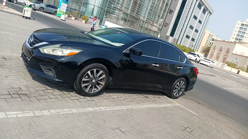 نيسان ألتيما 2.5 SV 2017 مواصفات الخليج سائق أنثى63147206923265114