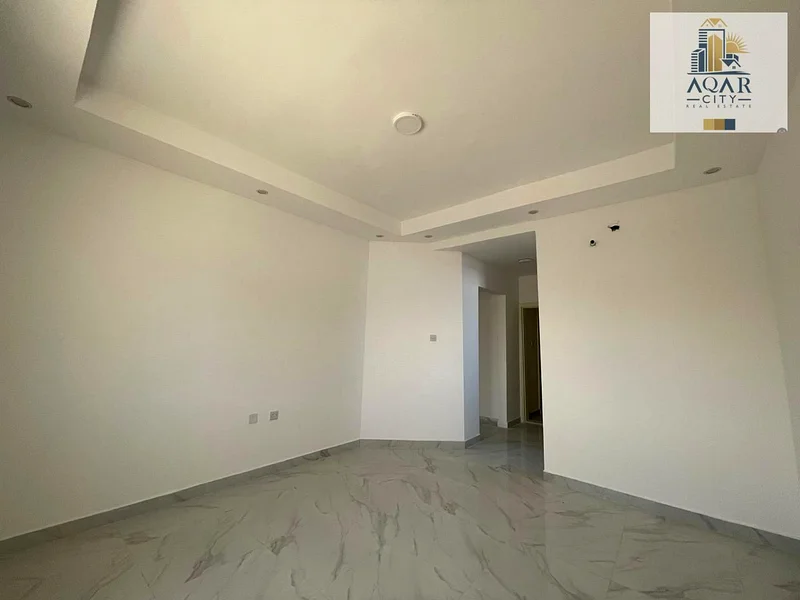 مبنى في الطابق الأرضي للبيع، مساحته 2000 قدم مربع، في منطقة البستان ليورا63194581602945114