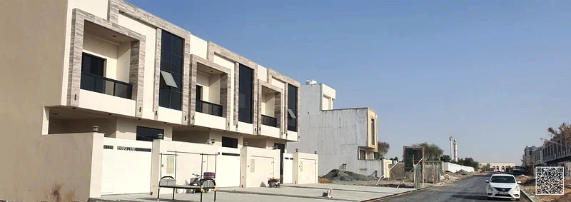 منزل شبه منفصل حر الملكية رقم 3 للبيع – على بعد خطوات من المسجد63891799432706112