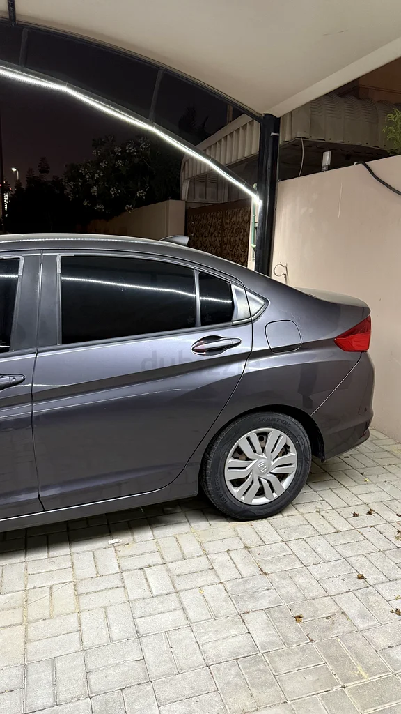 Honda city for sale / للبيع هوندا سيتي 201663174307593985111