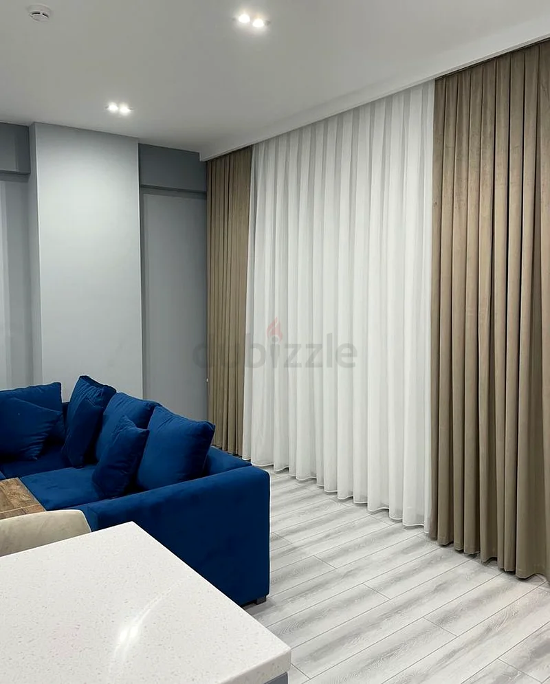 نبيع ستائر معتمة وستائر شفافة وستائر بكرة مع تركيبها63191607414658113