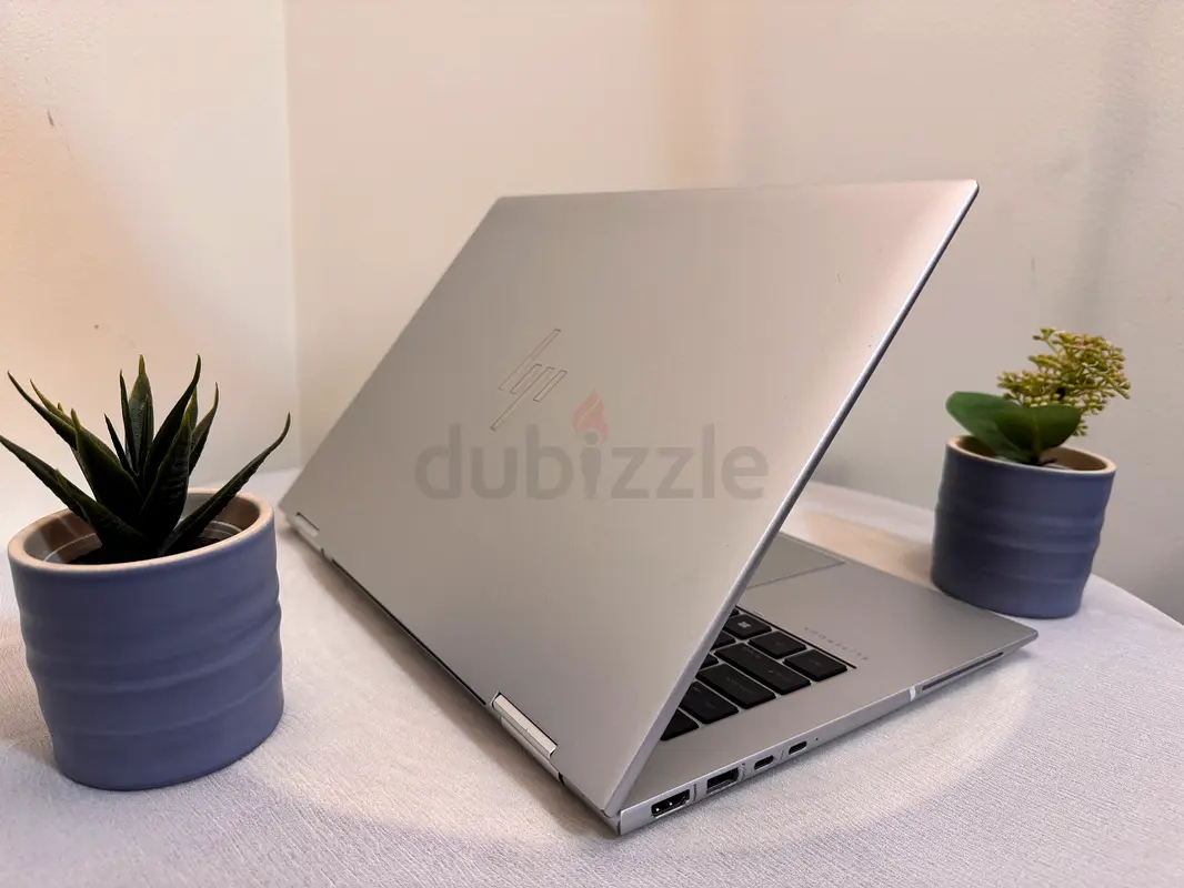 HP EliteBook 1040 G9 Core i5 12th Generation63254993989249112