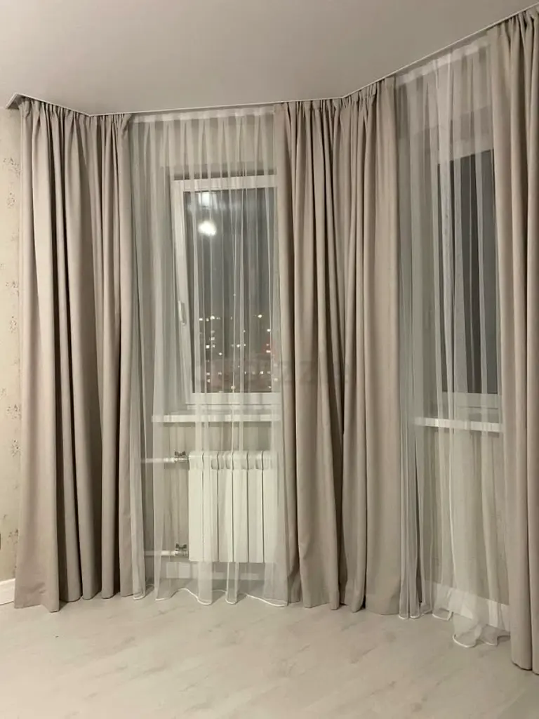 Curtain