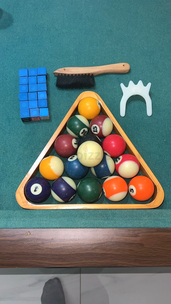 Stylish Pool Table for Sale - Great Condition!63170406897282114