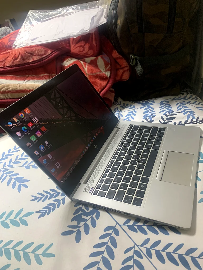 Laptop63167116971907113