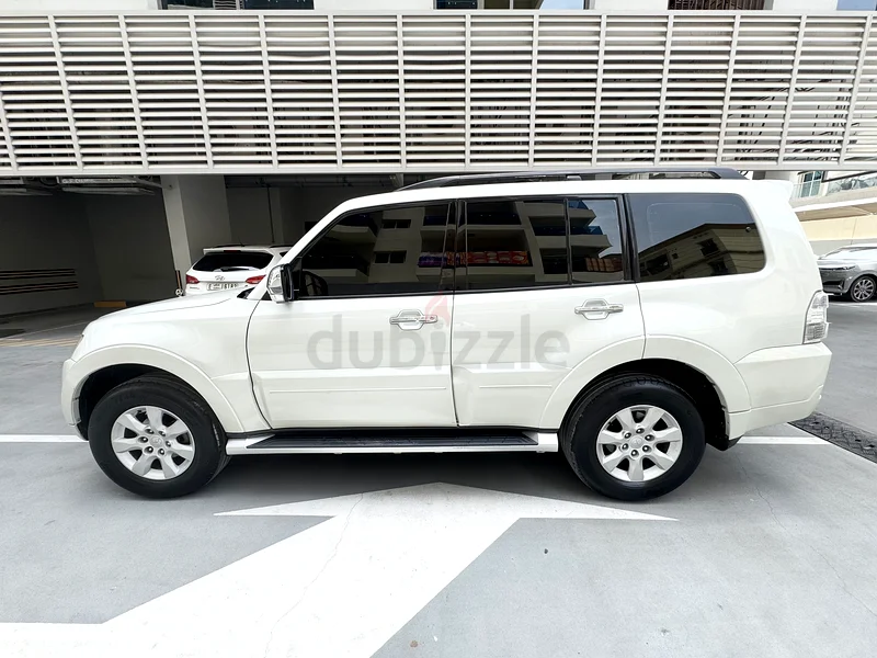 2011 | MITSUBISHI PAJERO GLS TOP | GCC63153228401155111