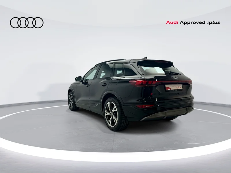 Q6 SUV e-tron quattro 387hp (Ref# 012607)63225312133378111