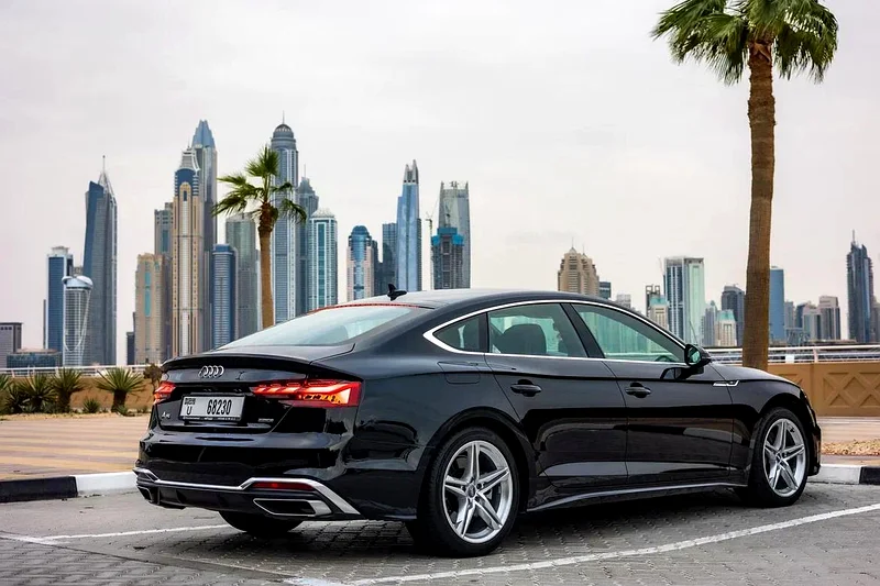 أودي A5 202163224790706945111