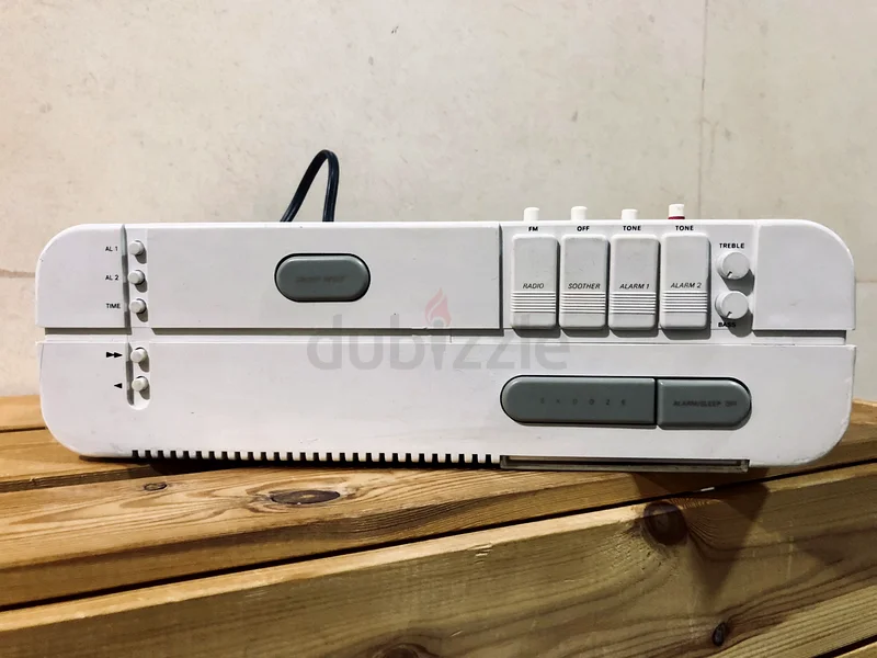 Old alarm clock63192095197057113