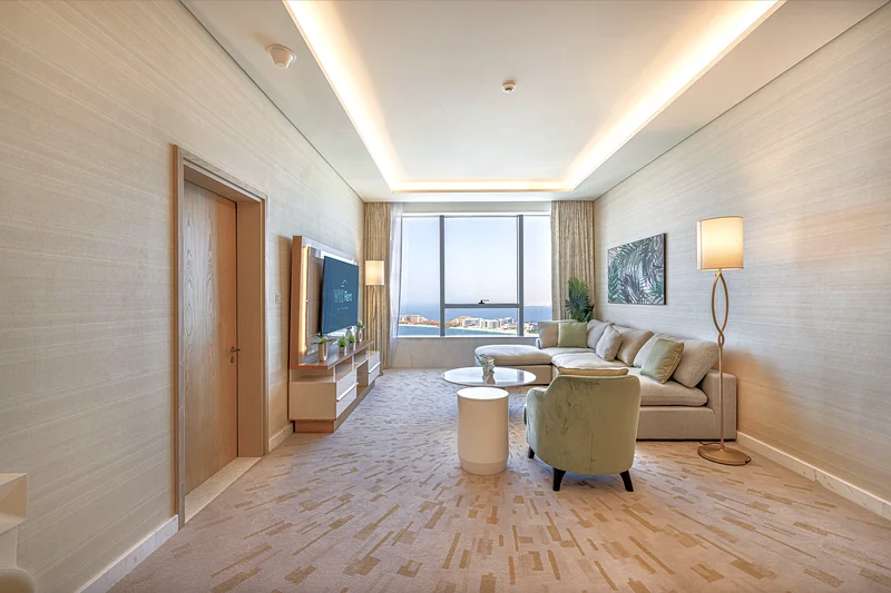 Breathtaking 1BR in Palm Tower, with Sea View63832117179651112