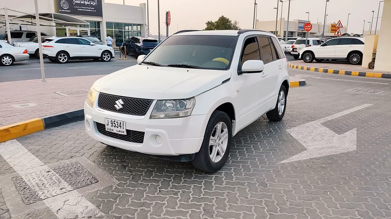 SUZUKI VITARA 2011 GCC SPACE FULL OPTION VERY CLEAN CAR GOOD CONDITION63139218771329111