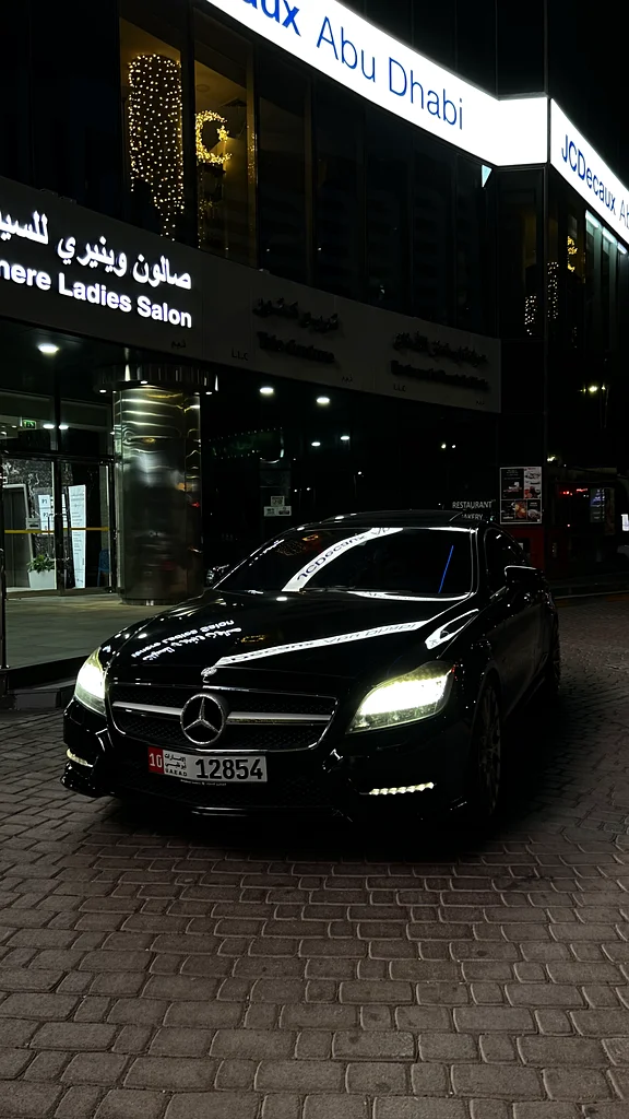 Mercedes CLS 35063145812716289113