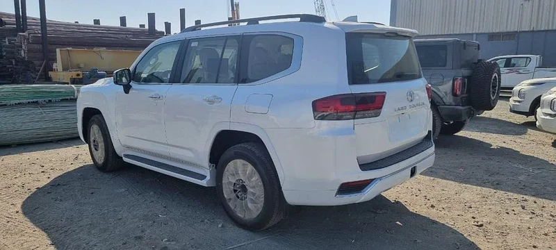 2025 Toyota Land Cruiser LC300 VXR (Full-Option without Radar) 3.3L V6 TW Twin Turbo Diesel A/T63140688211458114