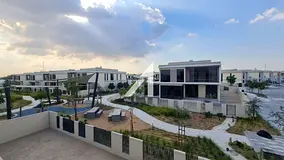 Luxury Villa|Brand New|Large Layout|Corner Unit