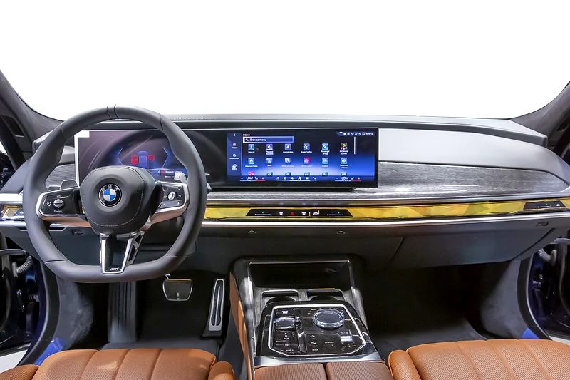 right price!
BMW 735i M Sport Individual (REF NO#160585)63160610119681113