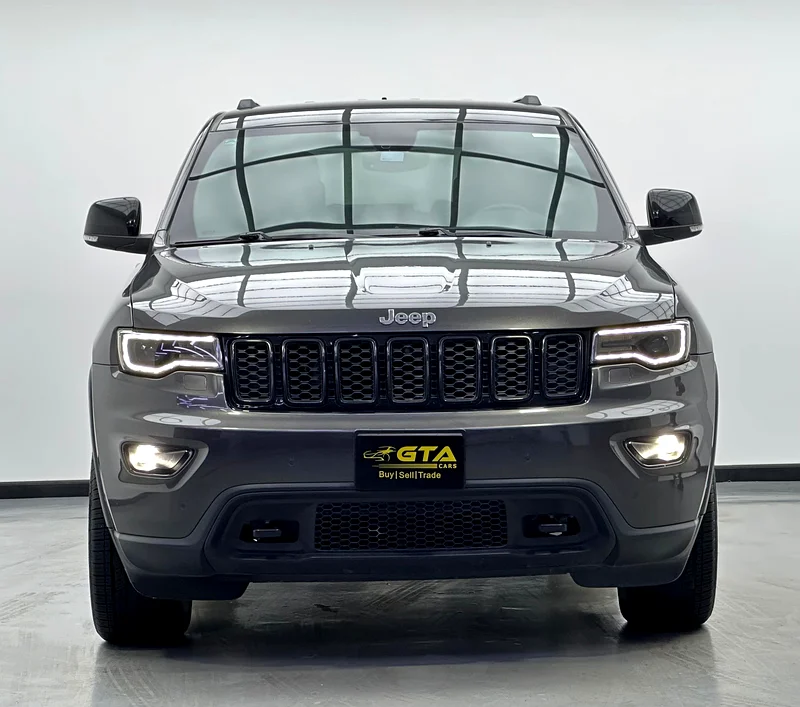 2018 جيب جراند شيروكي لاريدو ليميتد 4x4، ضمان لمدة سنة، سجل صيانة كامل من الوكالة، خليجي63152751699842111