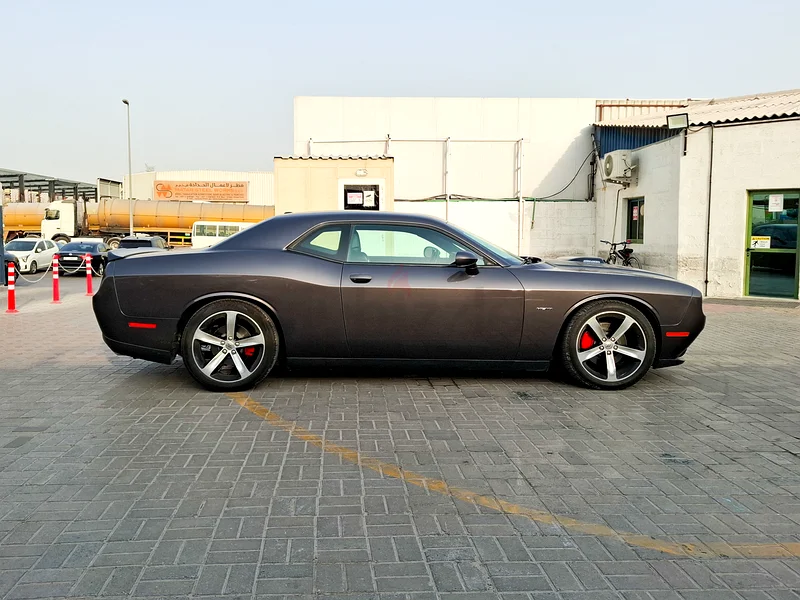 AED 1824/month | 2018 Dodge Challenger R/T Plus Shaker | GCC Specs | Ref#34267863156540855042113