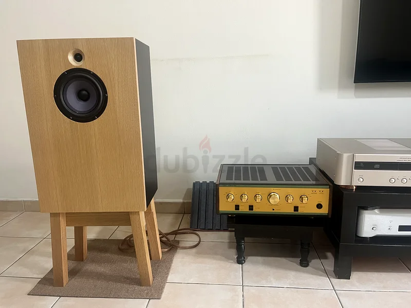 DeVORE FIDELITY - O/baby Speakers63165248279426111